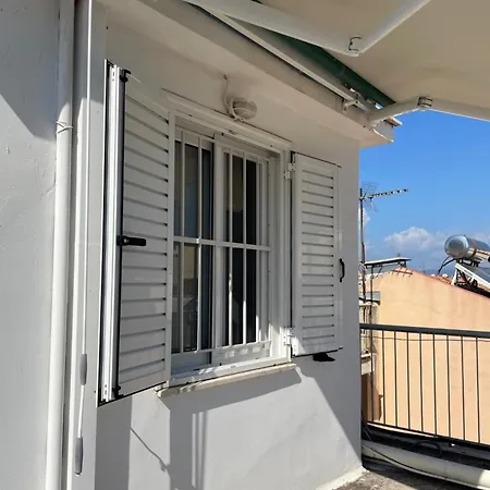Διαμέρισμα Roof *
